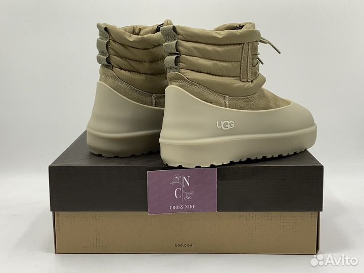 Ugg Mens Classic Mini Lace-Up Weather Dune