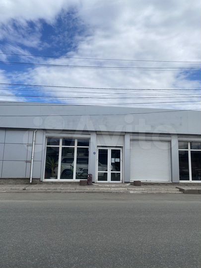 Торговая площадь, 64 м²