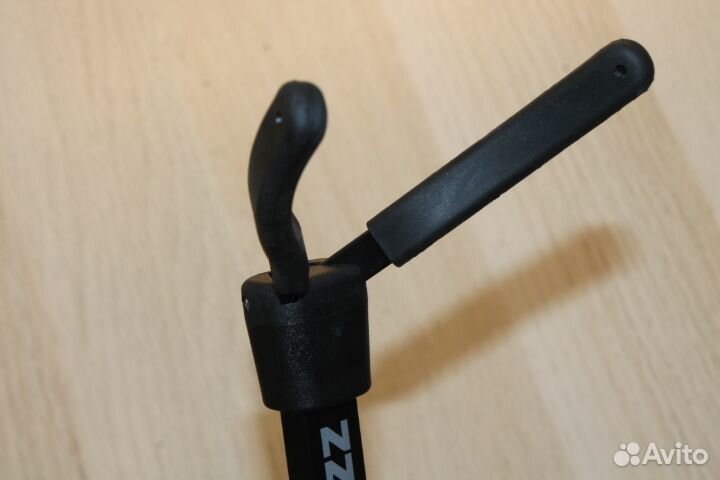 Стойка для альт саксофона konig&meyer14330