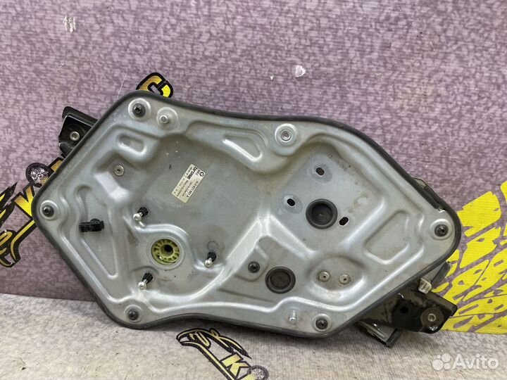 Стеклоподъемник левый передний Skoda Yeti 5L Йети