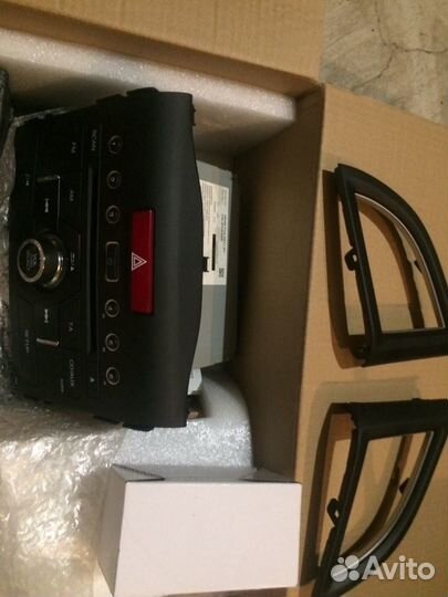 Штатная магнитола на Honda CR-V