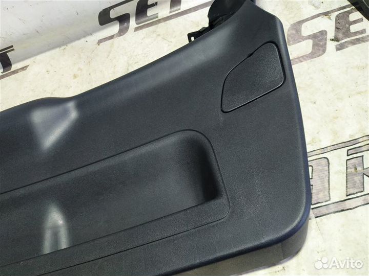 Обшивка крышки багажника Audi A3 8P 1.8 CDA 2009