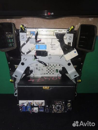 Магнитола Toyota Harrier 2008 год