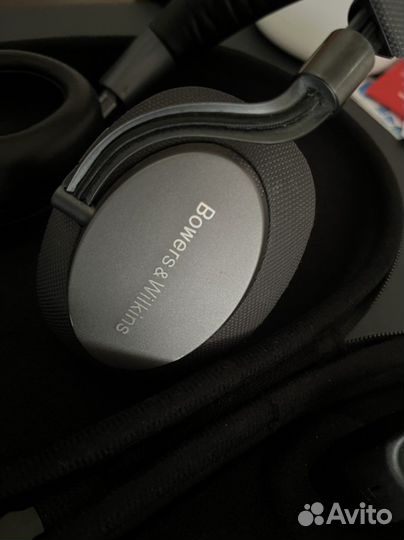 Наушники беспроводные Bowers & Wilkins PX