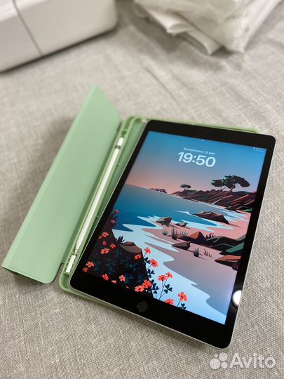 Apple iPad (2021) Wi-Fi, 10,2