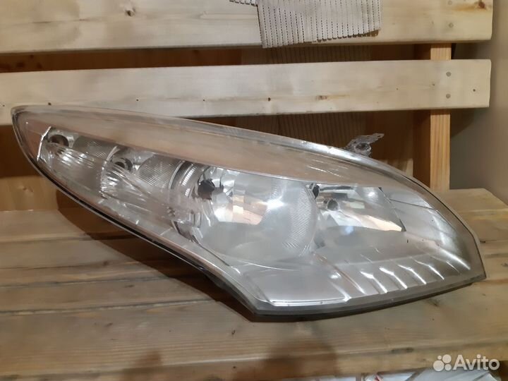 Фара рено меган 3 правая