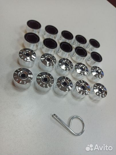 Колпачки хром на болты колёс Volkswagen 17