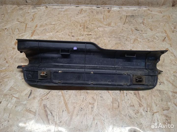 Накладка порога (внутренняя) Geely Emgrand EC7