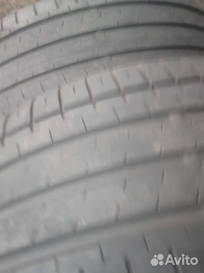 Falken Azenis FK-510 235/45 R17