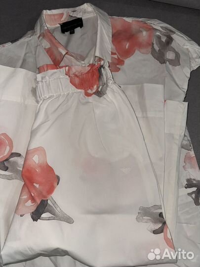 Emporio armani костюм