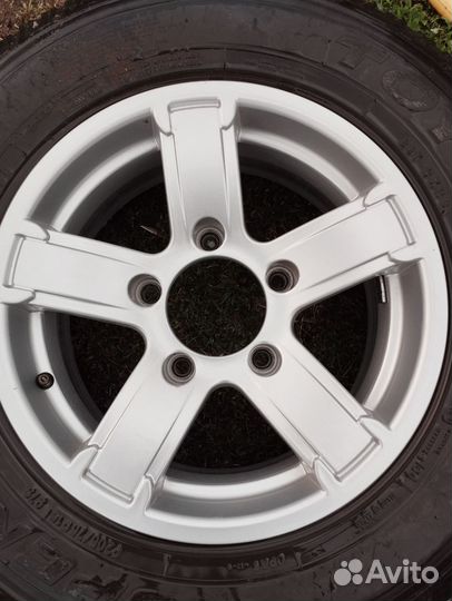 Диск литой r 15 Нива