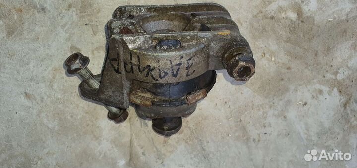 Опель зафира подушка двигателя