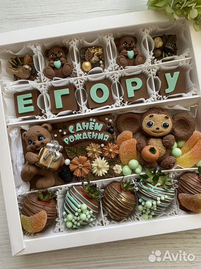 Шоколад,конфеты,клубника в шоколаде