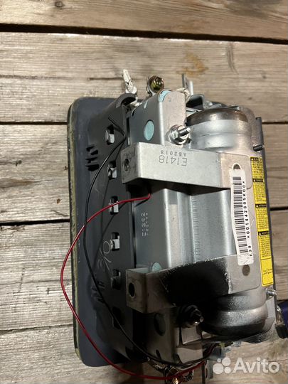 Подушка безопасности Toyota Alphard в панель