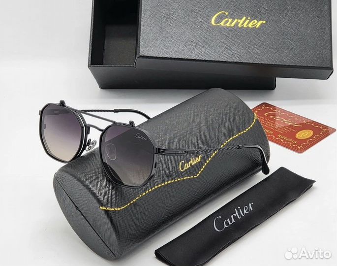 Солнцезащитные очки Cartier