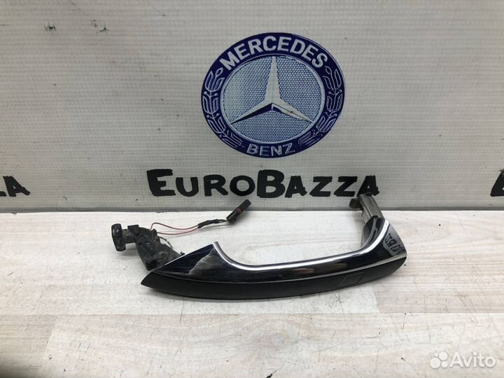 Ручка передняя левая KeyLessGo Mercedes W221