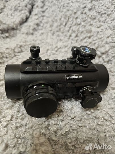 Оптический прицел(калиматор)