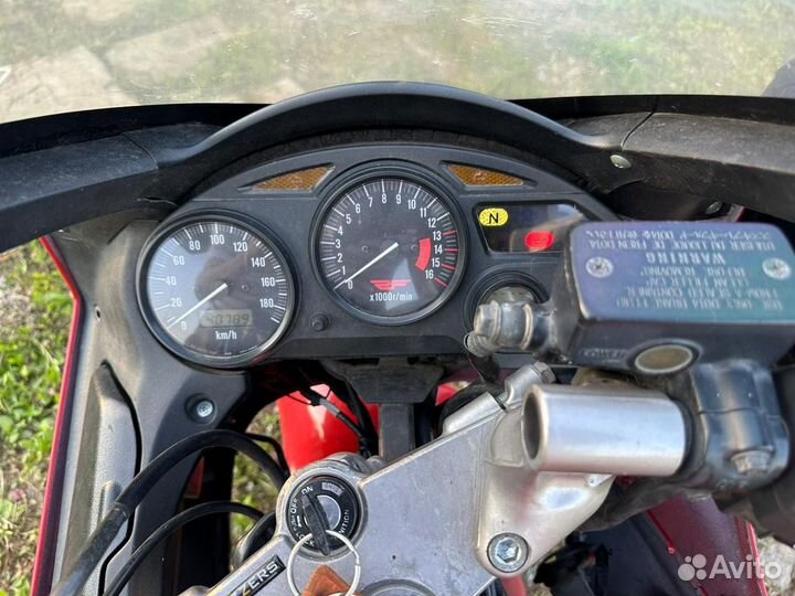 Suzuki rf400rr