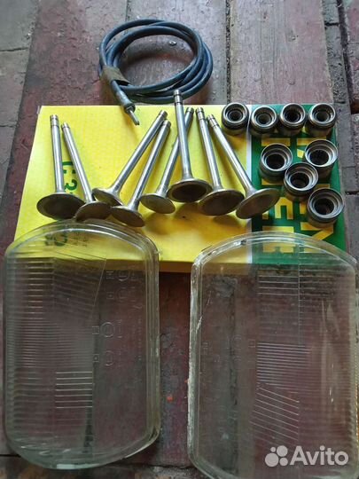 Комплект клапанов на Волгу СССР