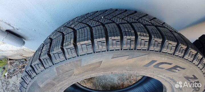 Pirelli Ice Zero FR 185/65 R15