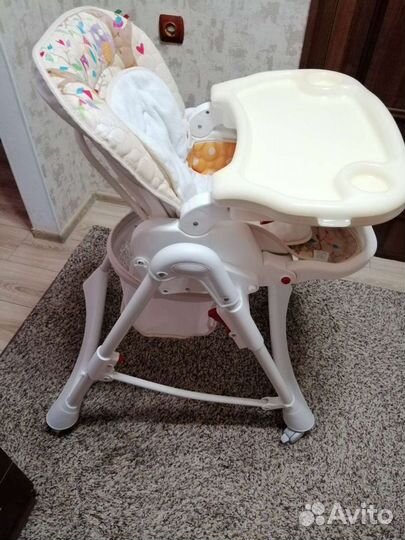 Столик для кормления малыша