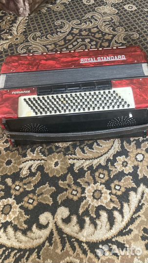 Баян royal standard