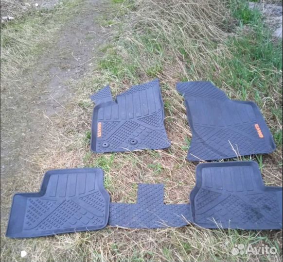 Автомобильные коврики