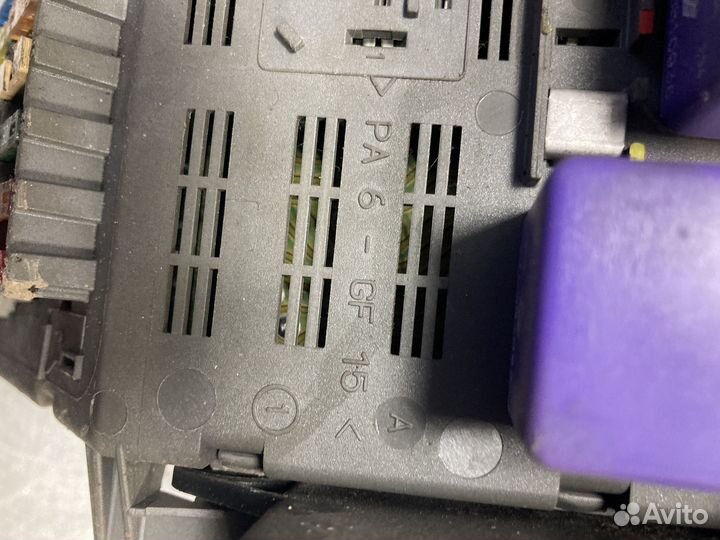 Блок предохранителей renault laguna 1