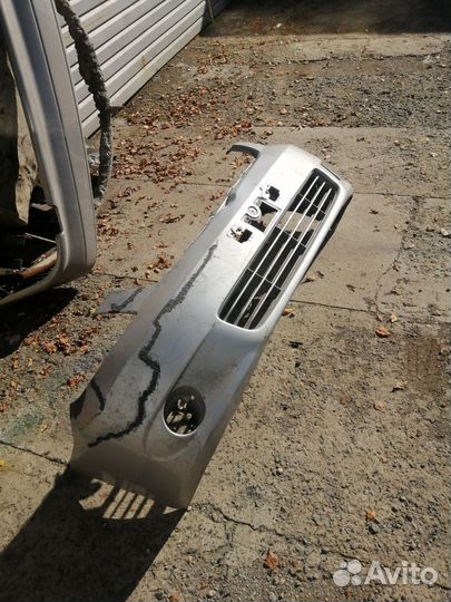 Бампер toyota спасио