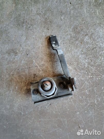 Замок капота Chevrolet Lacetti