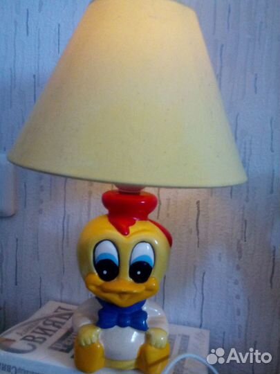 Светильники: бра,настольная лампа,ночник