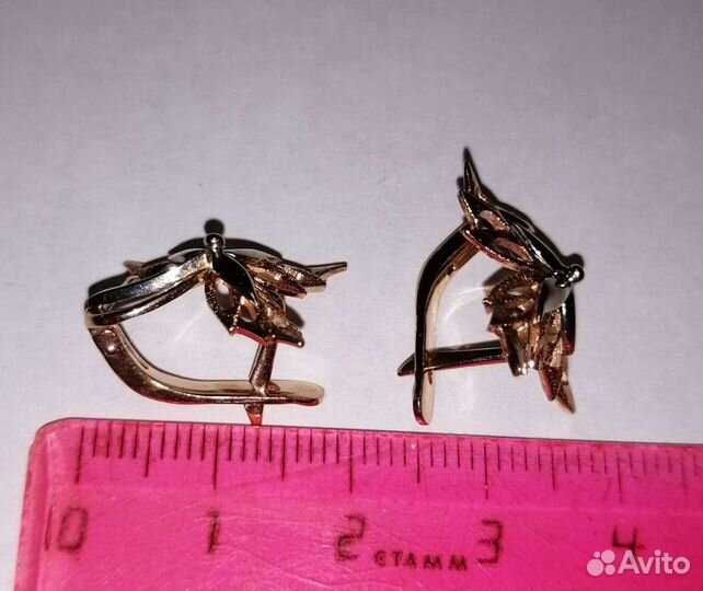Золотые серьги 583 пробы