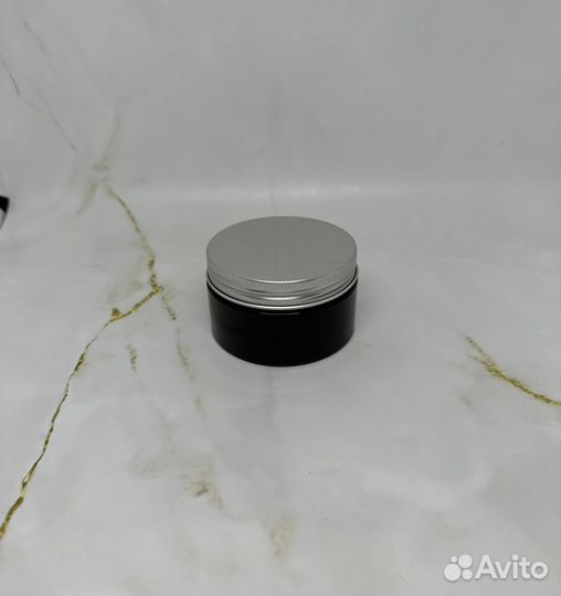 Пластиковая банка с крышкой 100 мл