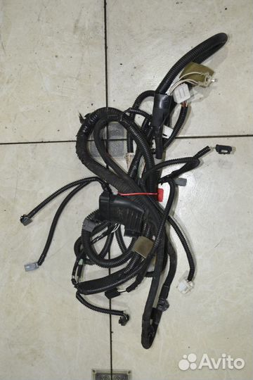 Проводка крышки багажника Toyota Camry 50