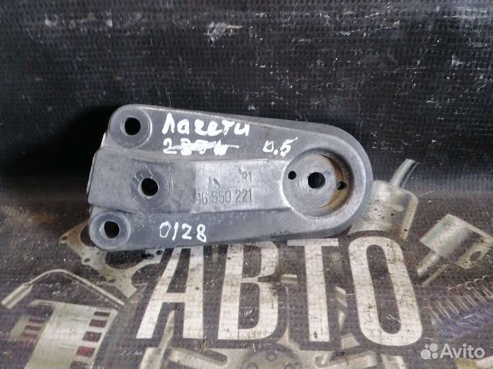 Кронштейн крепления двигателя Chevrolet Lacetti