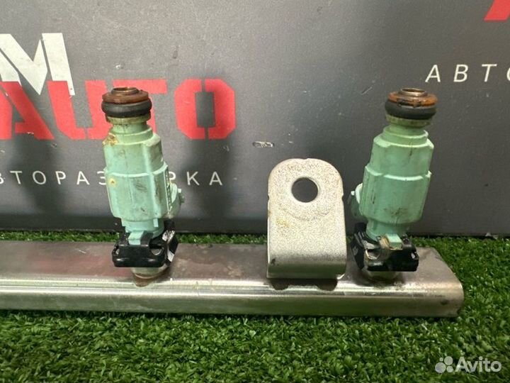 Топливная рейка с форсунками Kia Rio 3 QB 1.6 G4FC