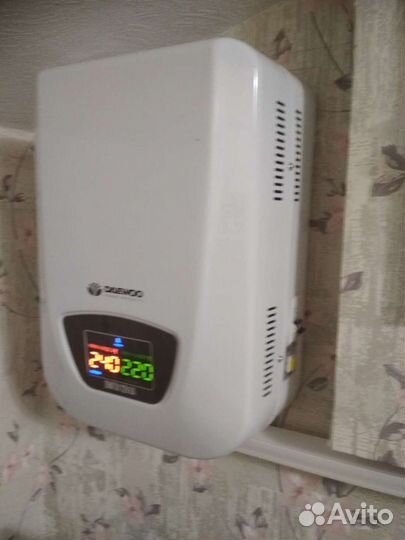 Стабилизатор напряжения