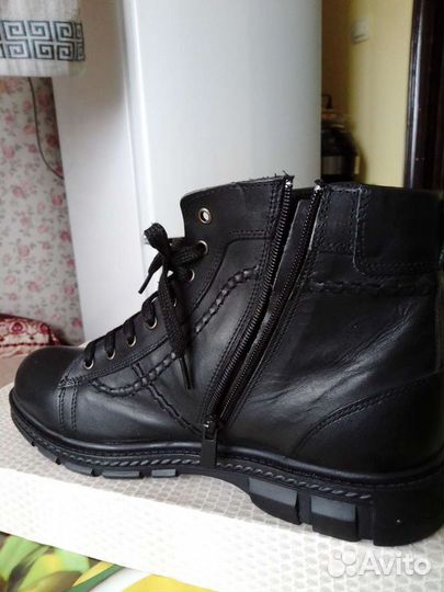 Ботинки демисезонные