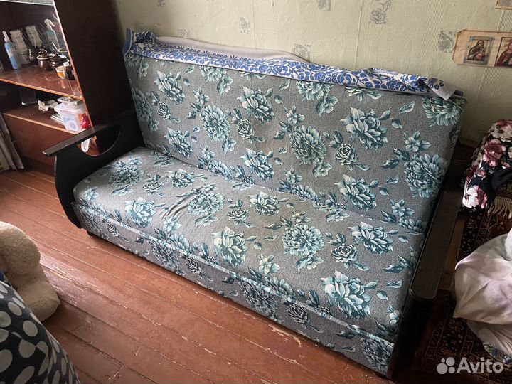 Сервант и Диван