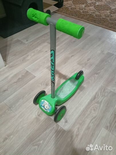 Самокат детский трехколесный