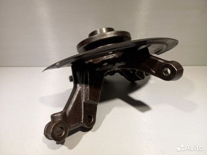 Кулак (цапфа) передний правый LADA Xray хэтчбек