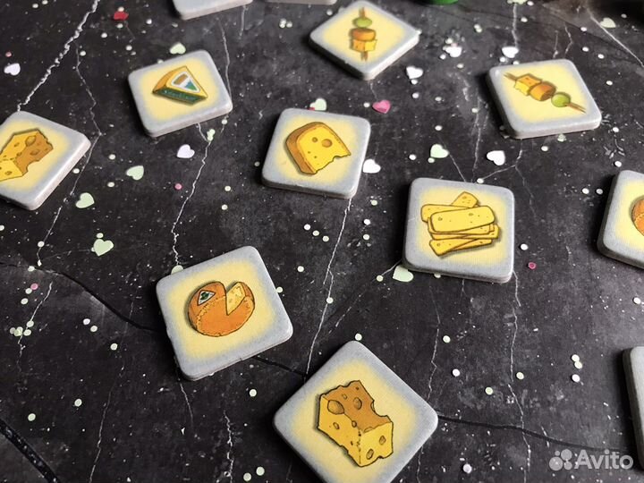 Фишки для игры и мет коробка ultra pro box green