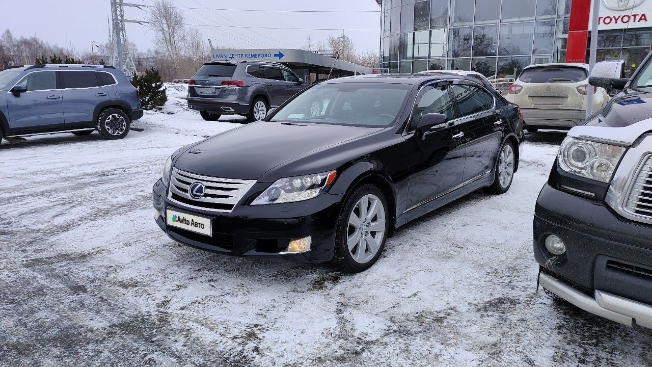 Lexus LS: фото владельца