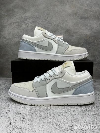 Кроссовки Nike Air Jordan 1 женские