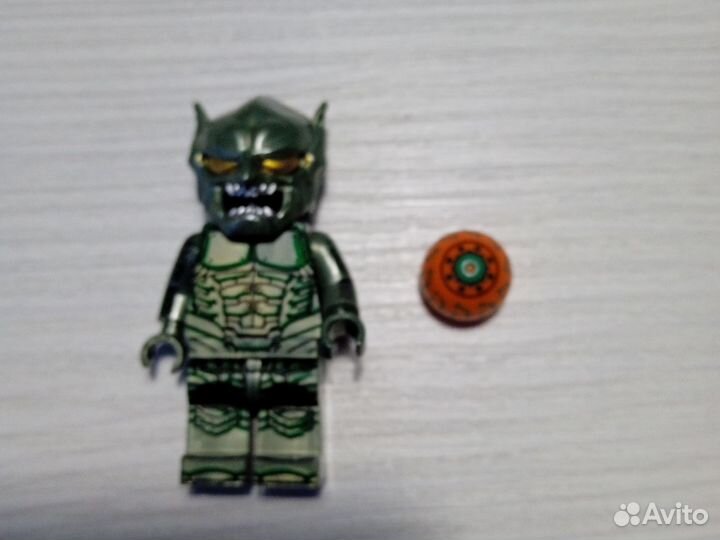 Lego фигурка Зелёный Гоблин
