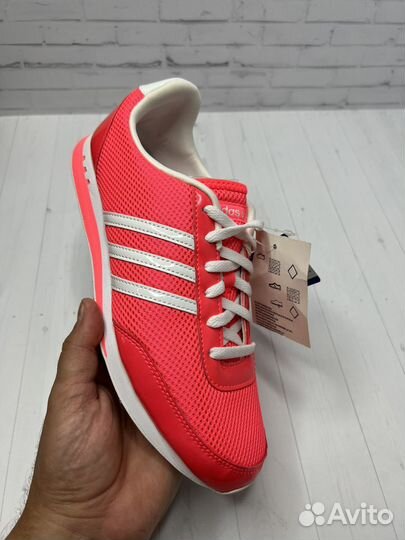 Кроссовки adidas neo размер 40