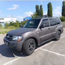 Mitsubishi Pajero 3.2 MT, 2005, 290 000 км, с пробегом, цена 950 000 руб.