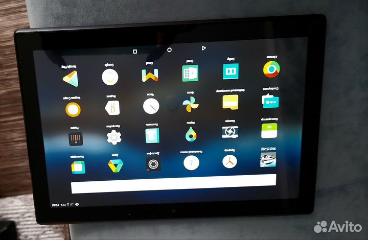 Планшет Lenovo tab4 10