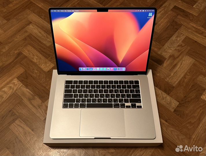 MacBook Air M2 15