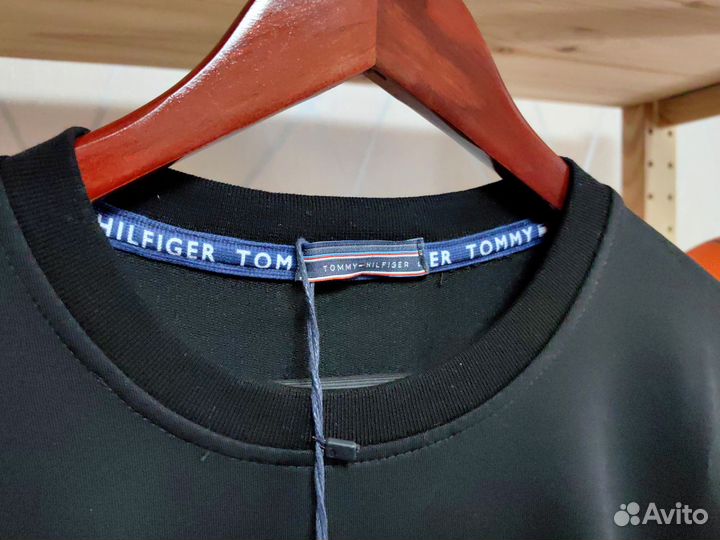 Tommy hilfiger свитшот